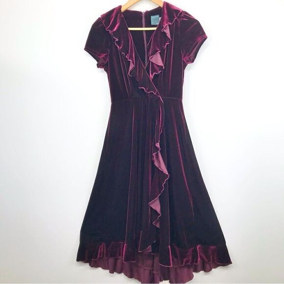 Gabby Skye Burgundy Velvet Romantic Short Sleeve Ruffle Wrap Short Sleeve Dress - Picture 1 of 16